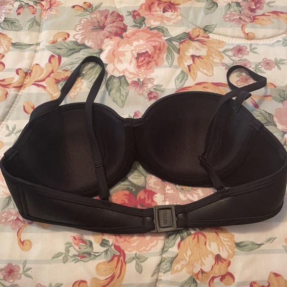 Triangl “Milly” Black Bikini - Picture 6 of 6